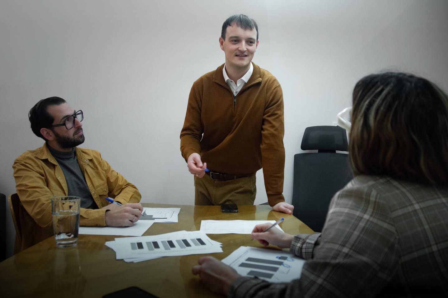 Tom Salley working with a client